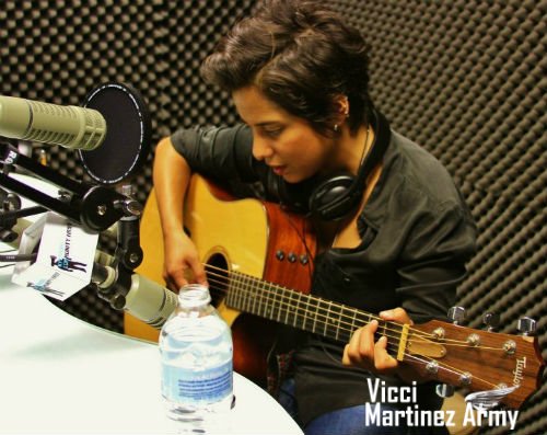 Vicci Martinez Treble Clef Live Playing Guitar